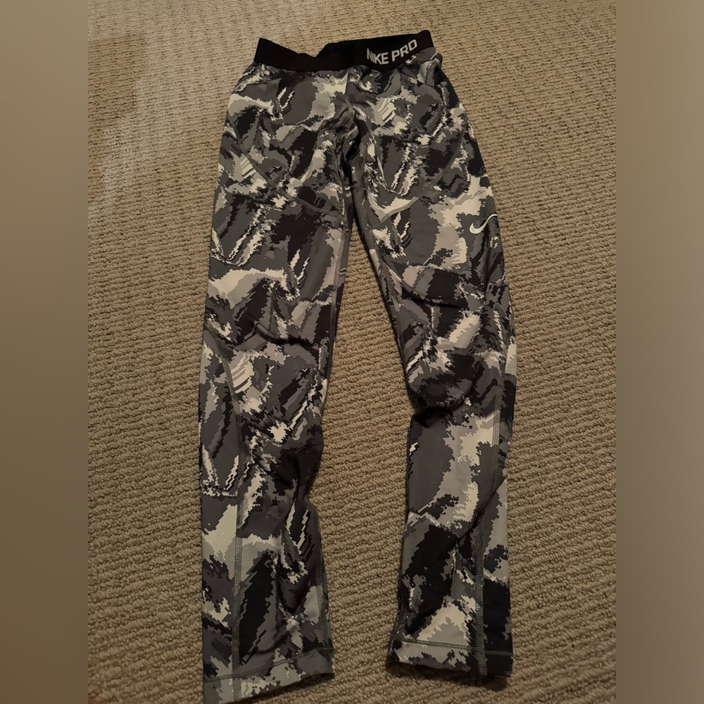 Nike Girls XL Leggings